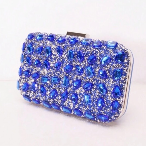 💎 Jewel Encrusted Purse 💎 - Picture 4 of 7